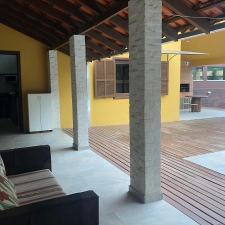 Linda Casa Com Piscina Em Bombinhas, Espaco Inteiro Exterior photo