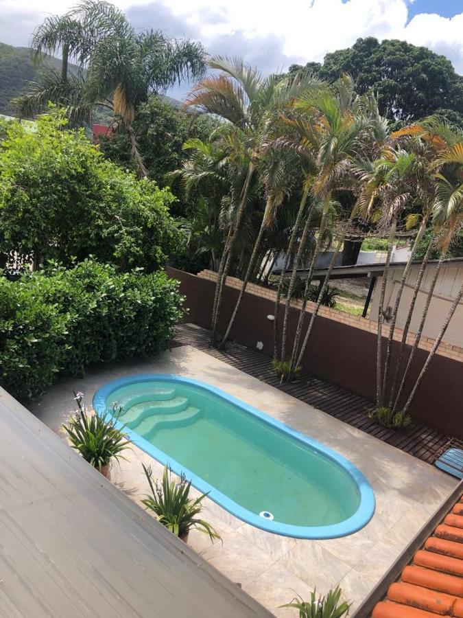 Linda Casa Com Piscina Em Bombinhas, Espaco Inteiro Exterior photo