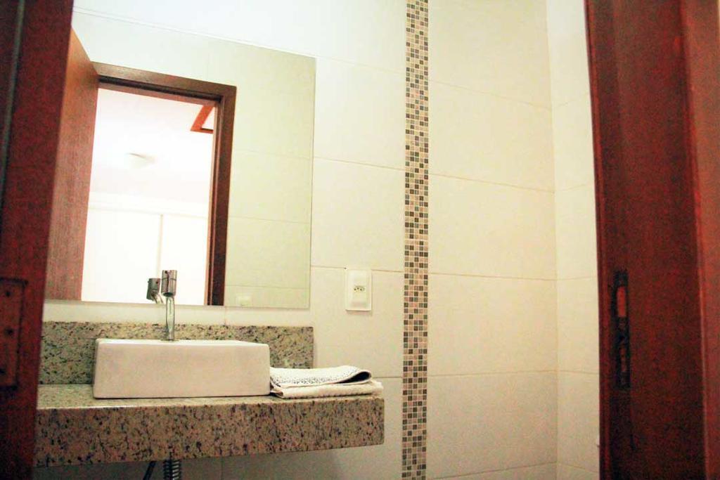 Linda Casa Com Piscina Em Bombinhas, Espaco Inteiro Exterior photo